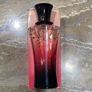 Mary Kay Bella BELARA Eau de Parfum / New in Box